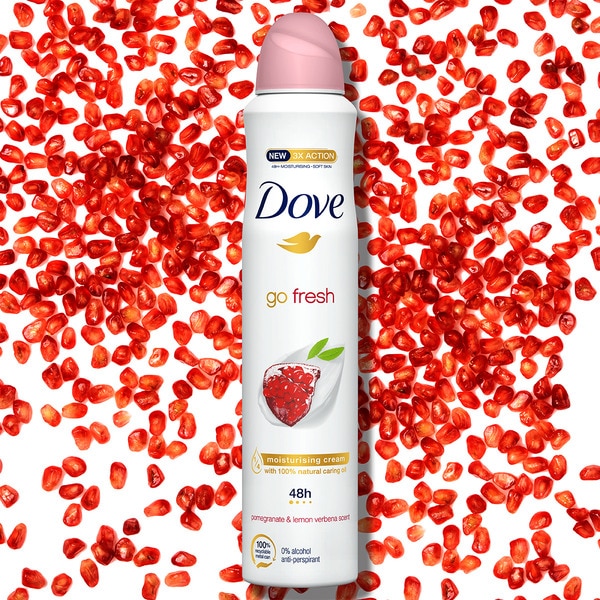 DOVE GO FRESH - Aerosol antitranspirante - 1/4 CREMA HUMECTANTE 48H - CON OLEO PROTECTOR - AROMA DE GRANADA Y VERBENA x 87 g / 150 mL